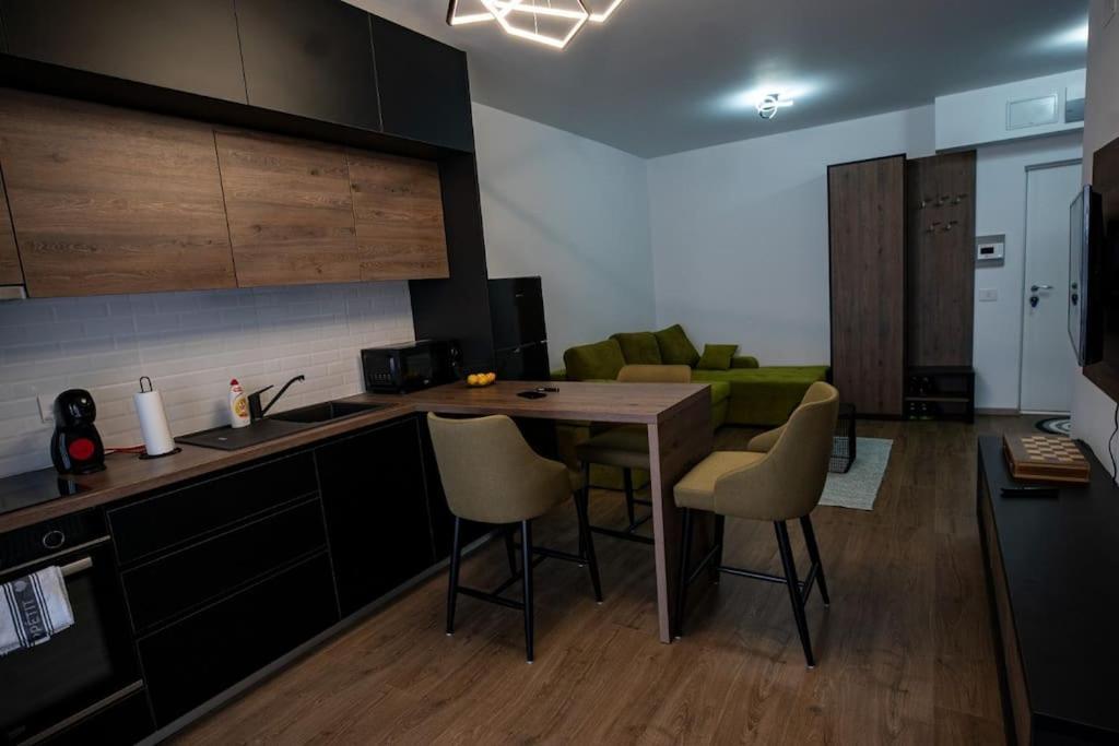 Sunrise Apartment Oradea Exteriér fotografie